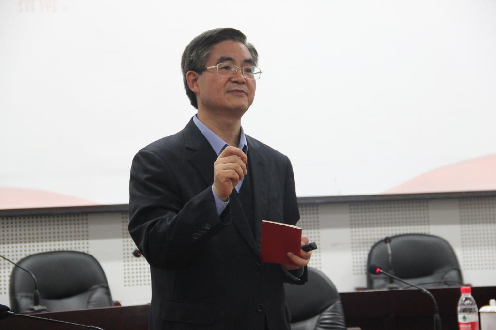 李克勇董事长在解读十九大报告