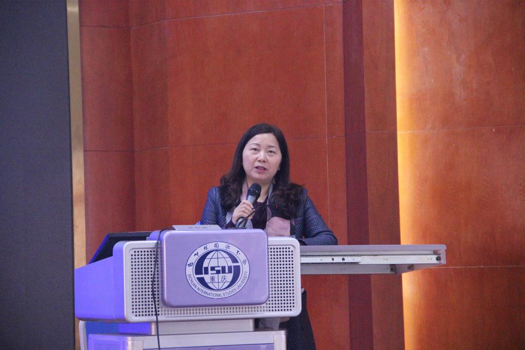 刘玉梅经理主持讲座