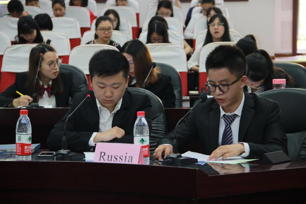 俄语-英语交传互译